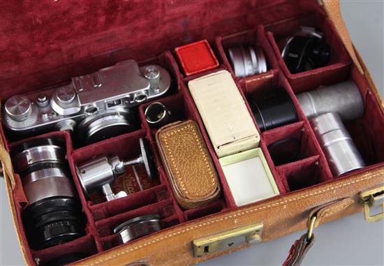 A Leica camera no.323631, case 11in.